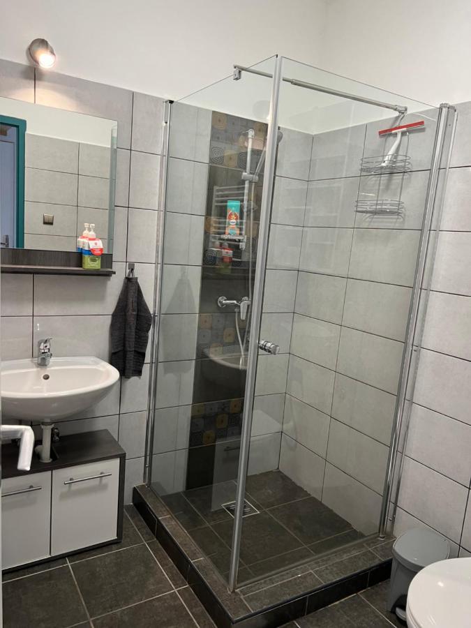 Szarkafeszek Hotell Keszthely Eksteriør bilde