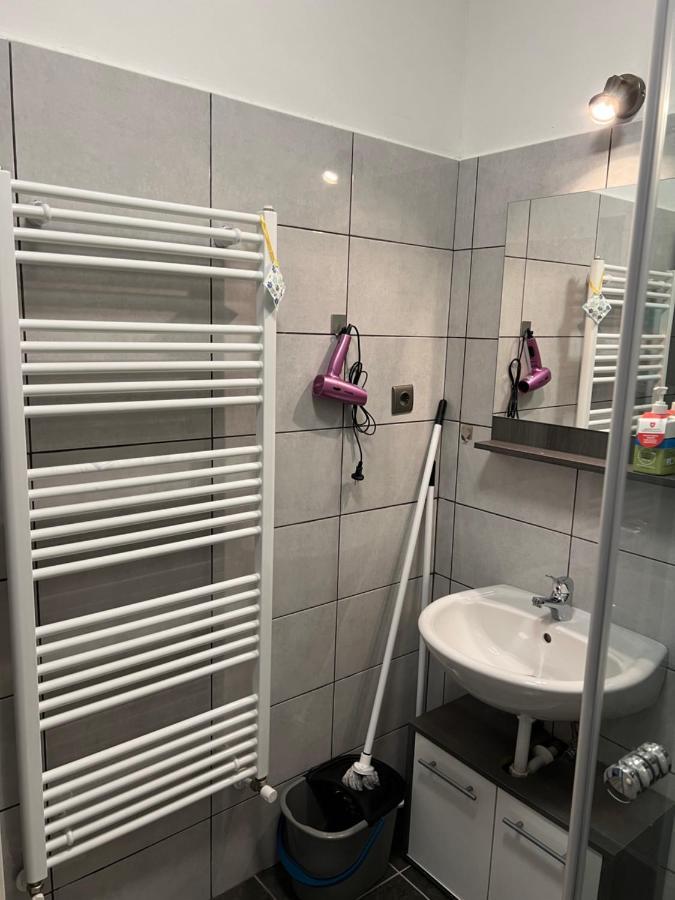 Szarkafeszek Hotell Keszthely Eksteriør bilde